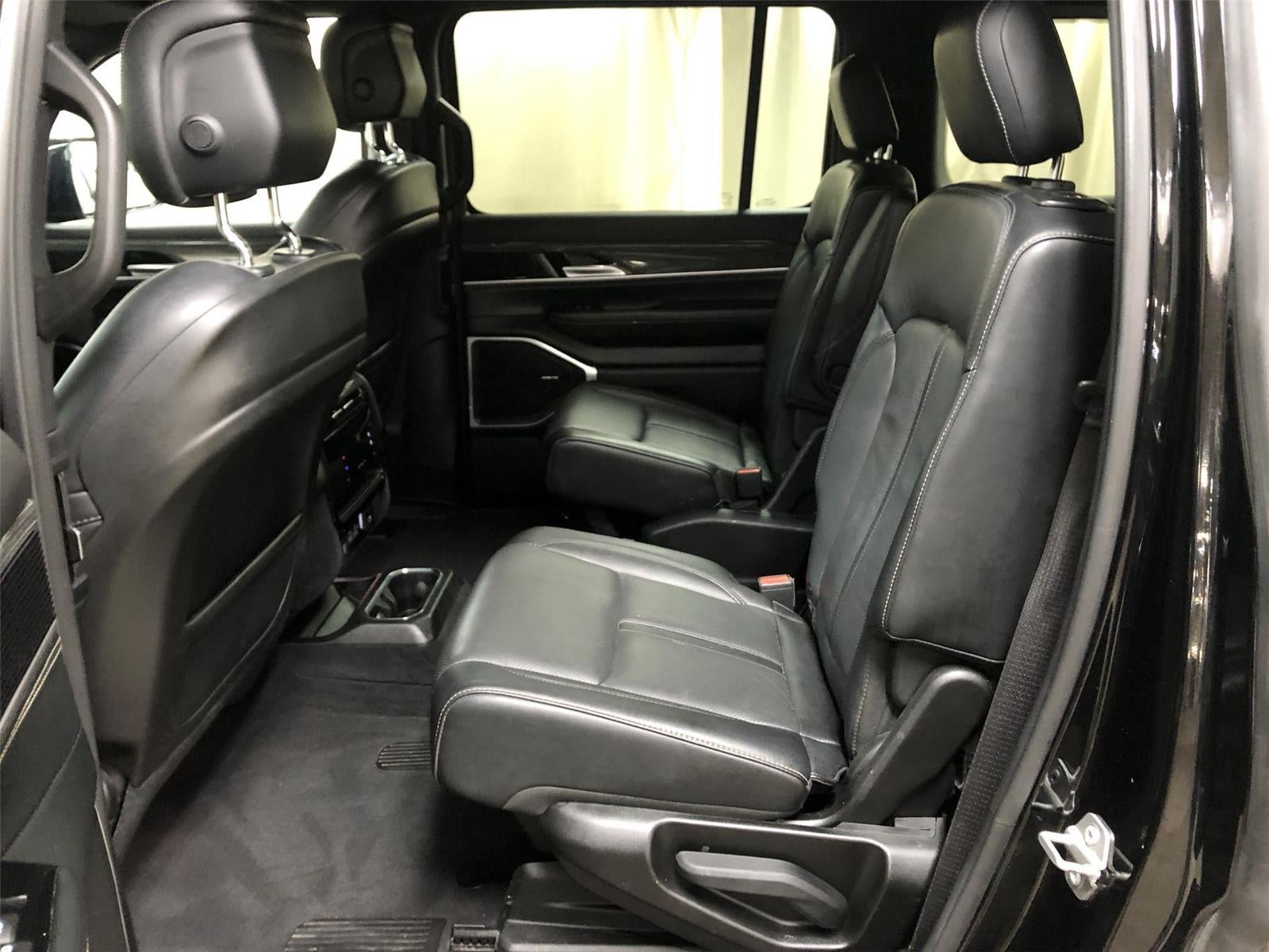 2022 Jeep Wagoneer Series III 4x4