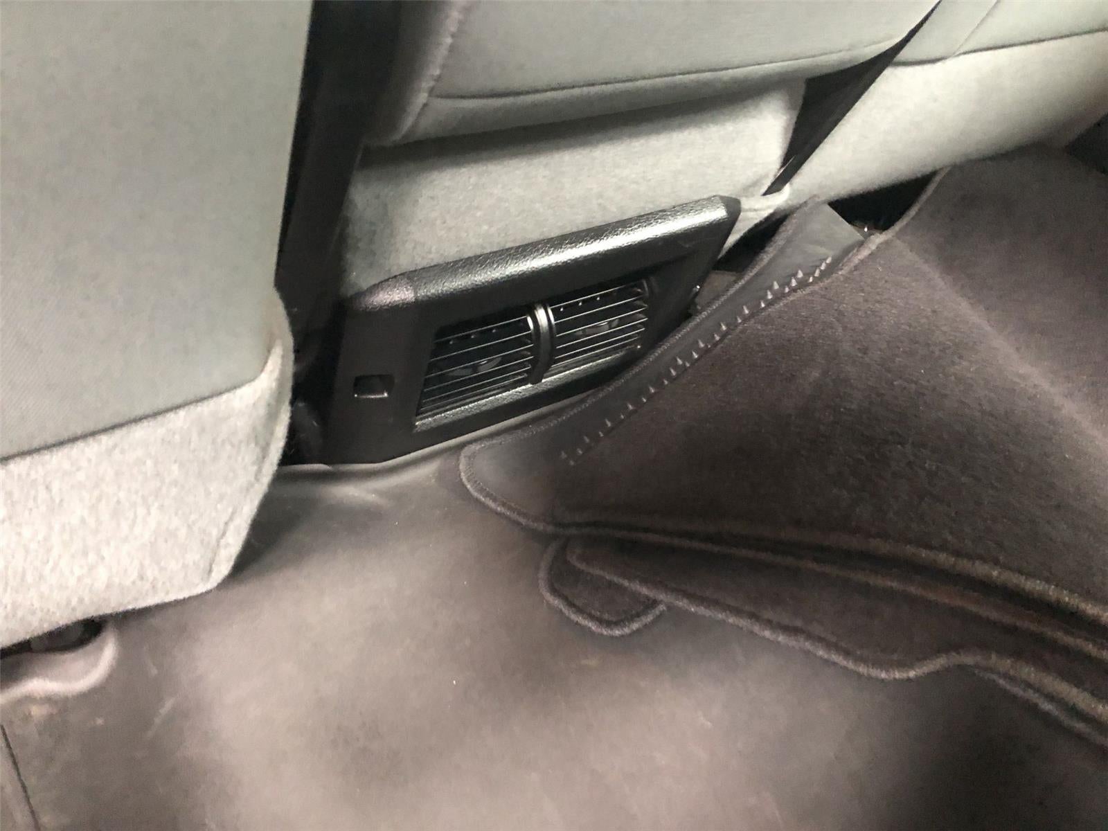 2017 RAM 1500 Tradesman Crew Cab 4x4 6'4" Box