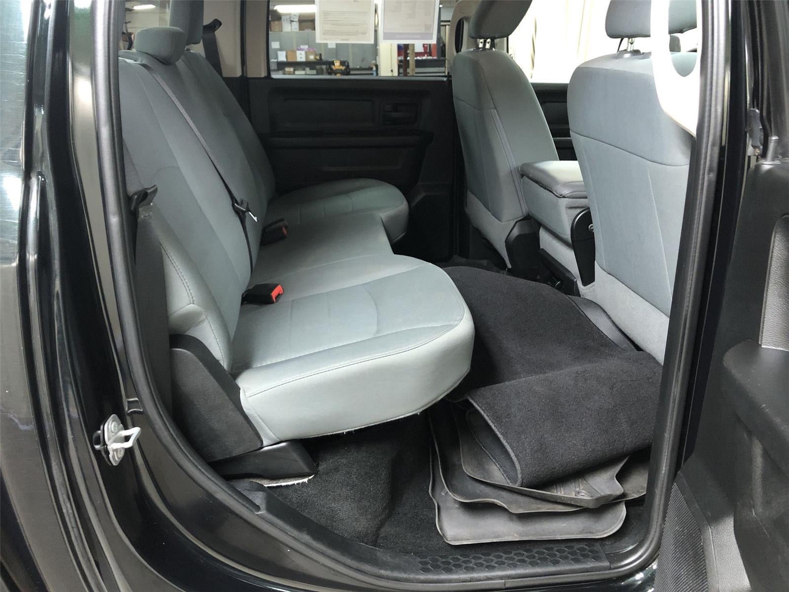 2017 RAM 1500 Tradesman Crew Cab 4x4 6'4" Box