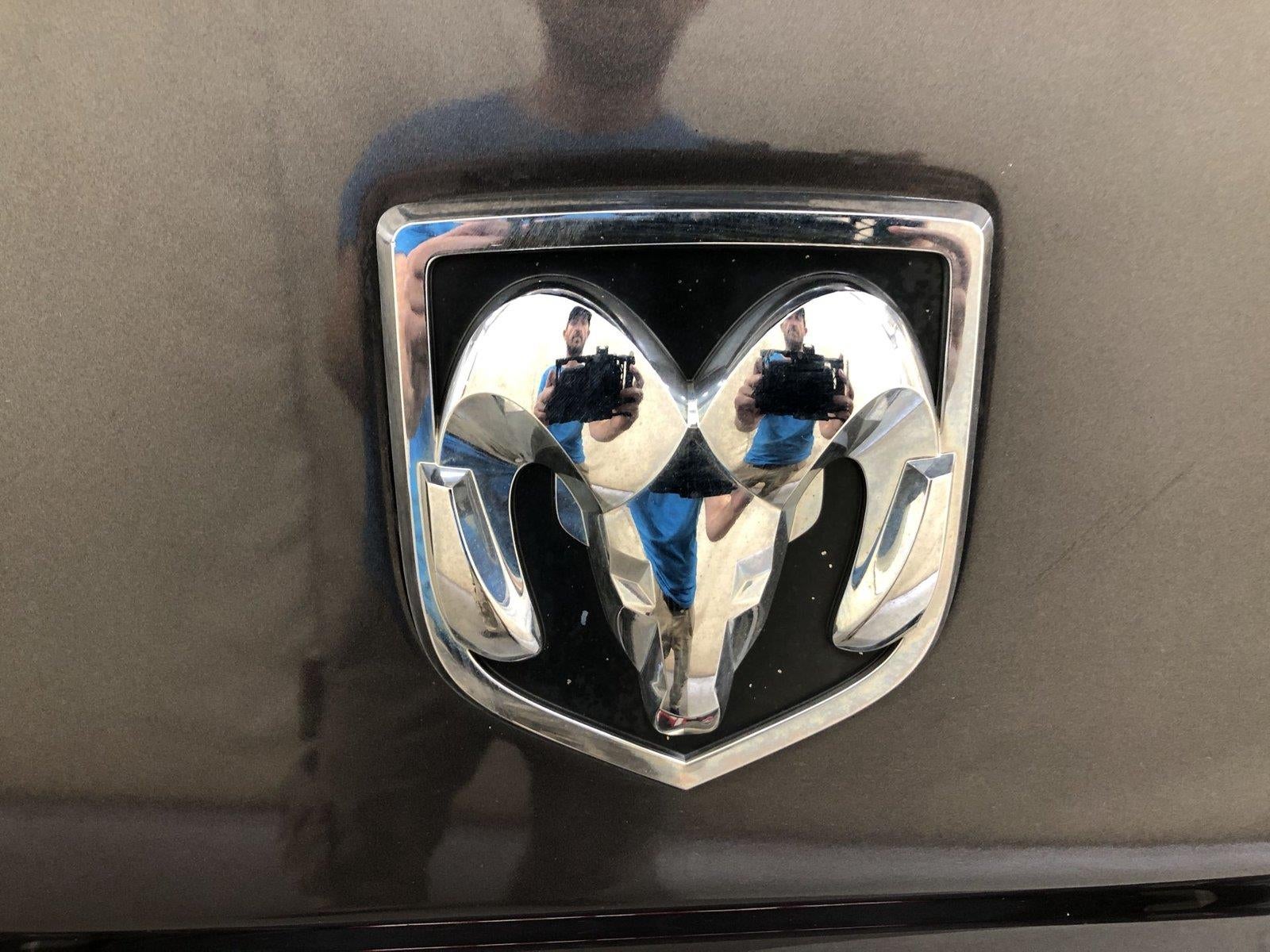 2015 RAM 1500 SLT