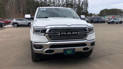 2020 RAM 1500 Laramie Crew Cab 4x4 5'7" Box