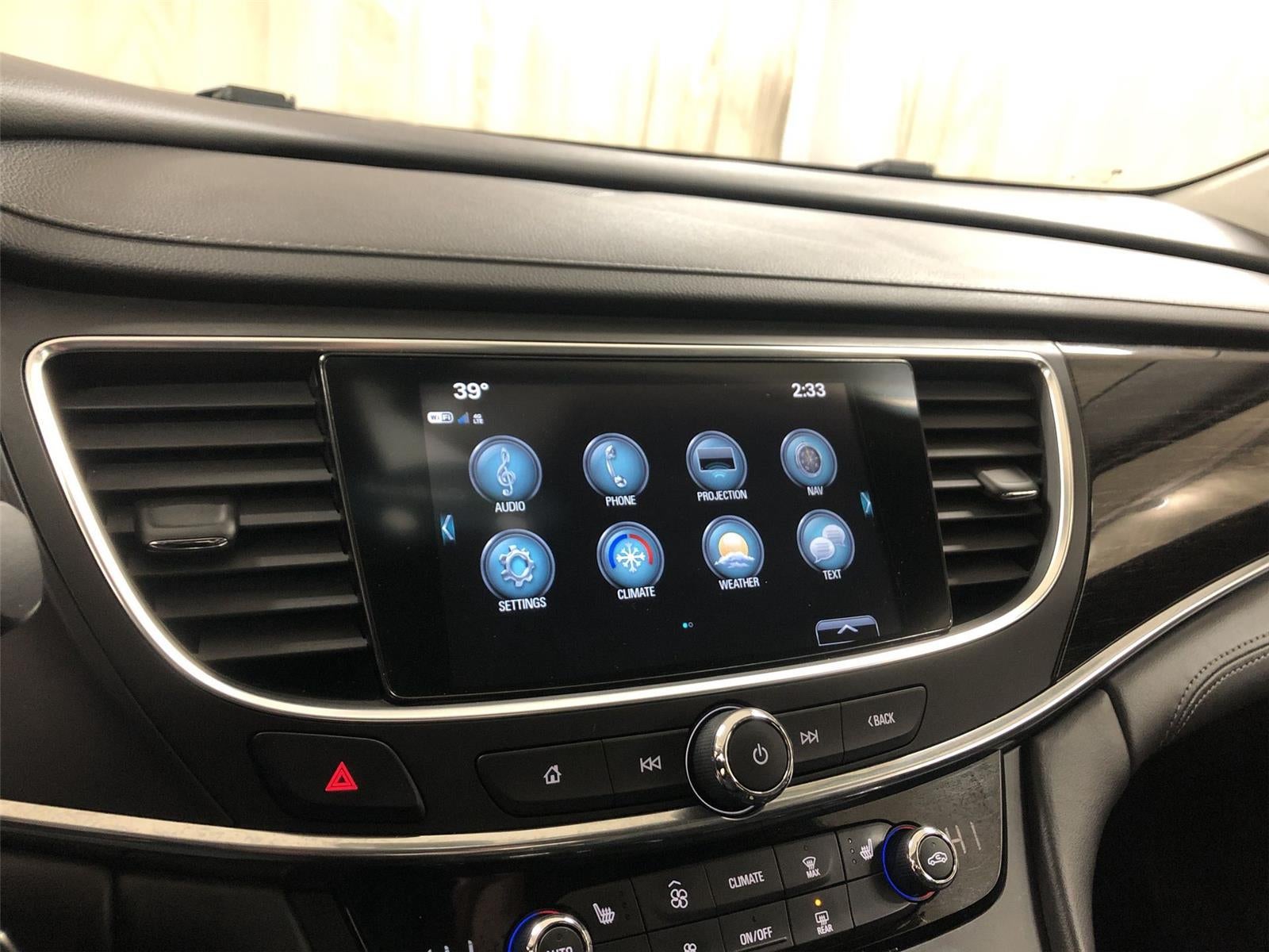 2017 Buick LaCrosse Essence