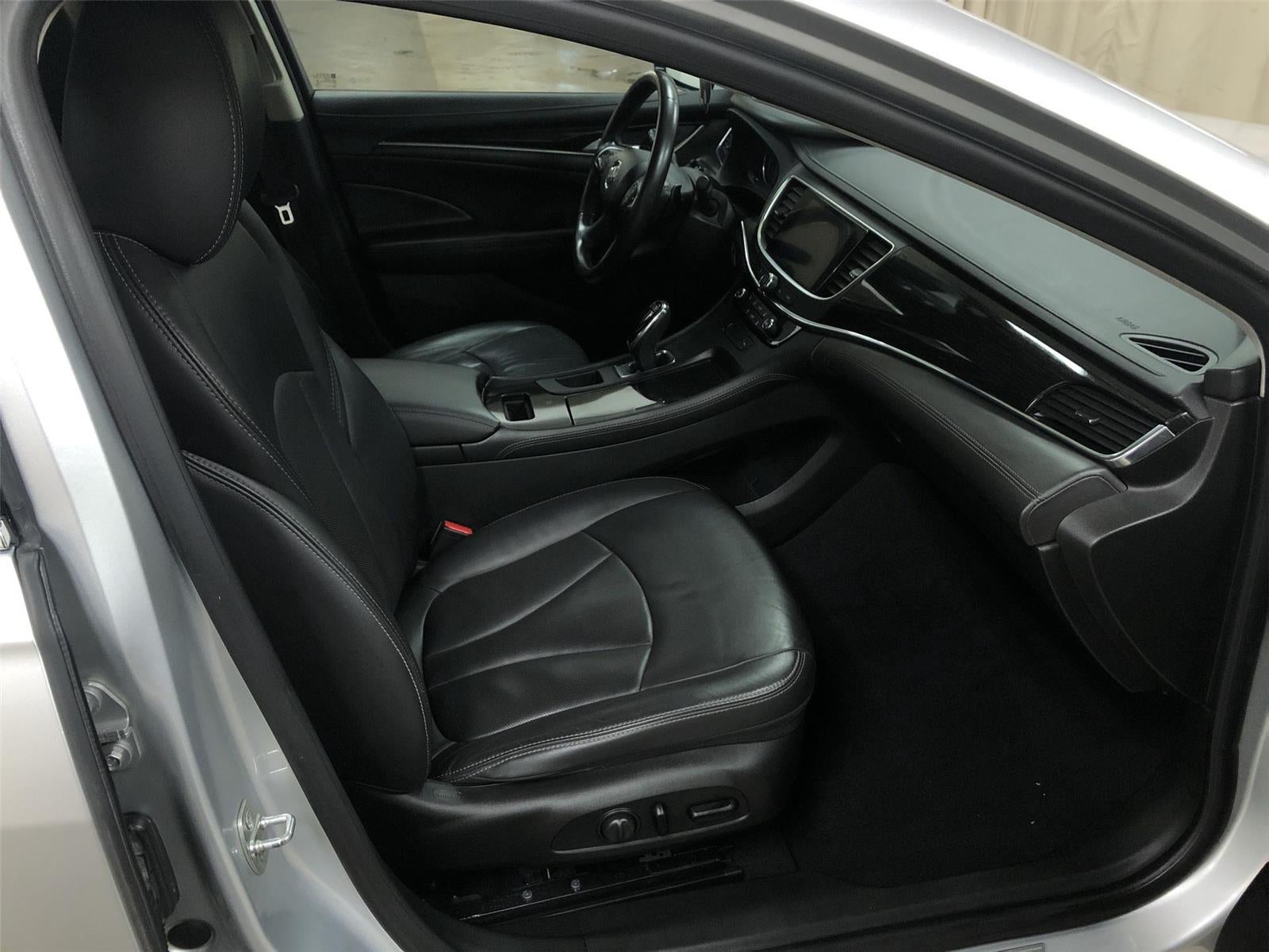 2017 Buick LaCrosse Essence