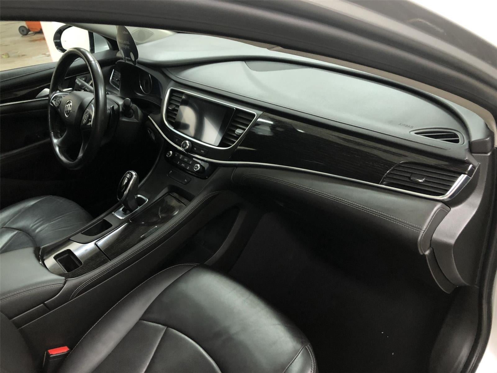 2017 Buick LaCrosse Essence