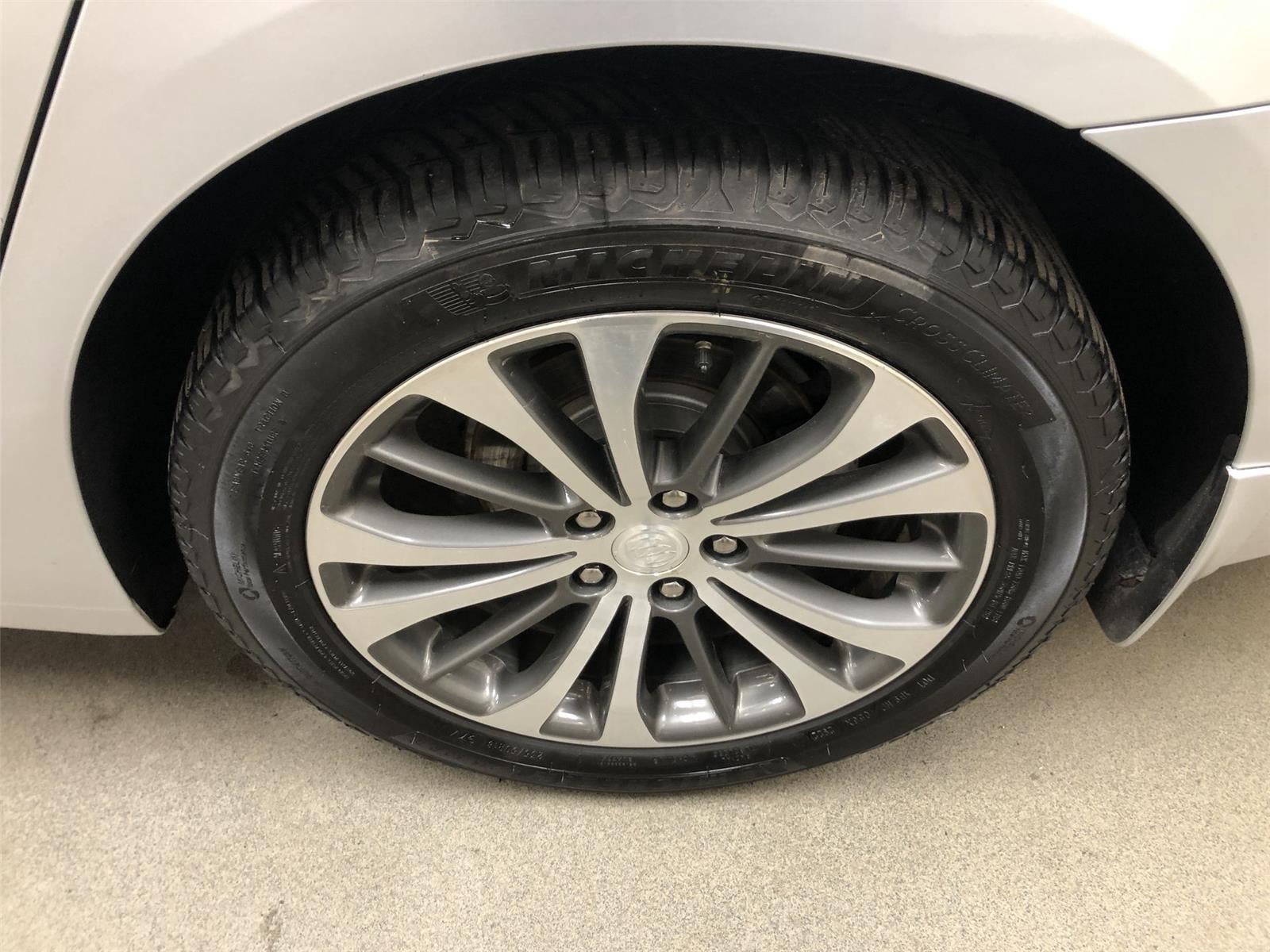 2017 Buick LaCrosse Essence