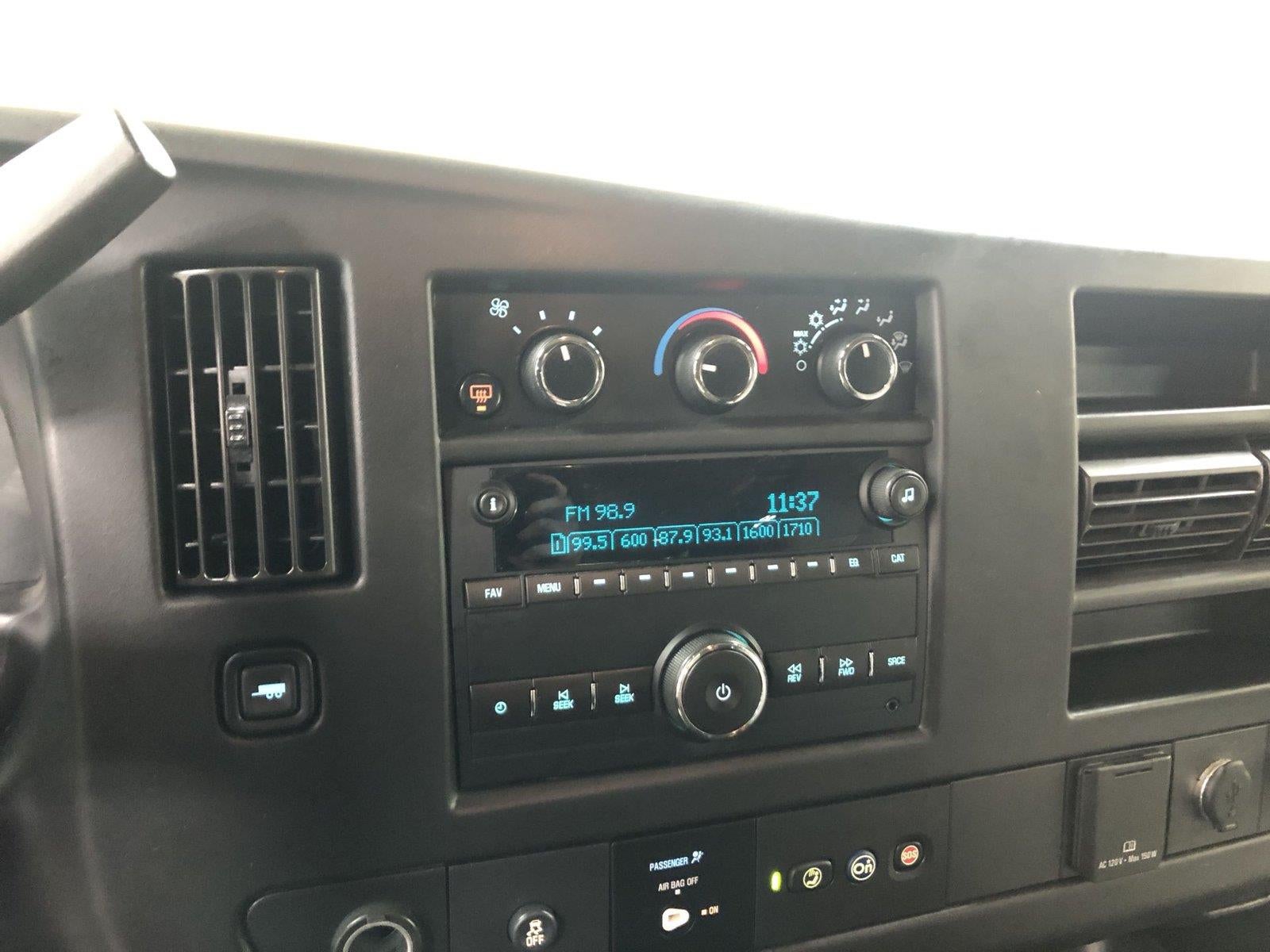 2018 Chevrolet Express Passenger 3500 LT