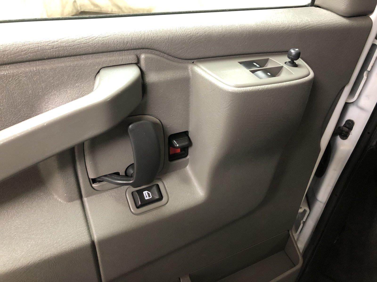 2018 Chevrolet Express Passenger 3500 LT
