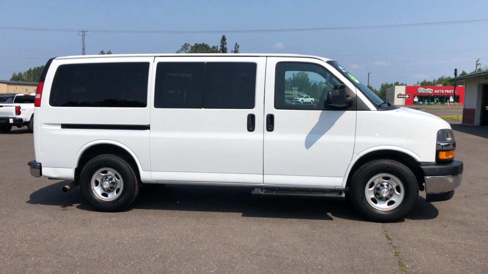 2018 Chevrolet Express Passenger 3500 LT