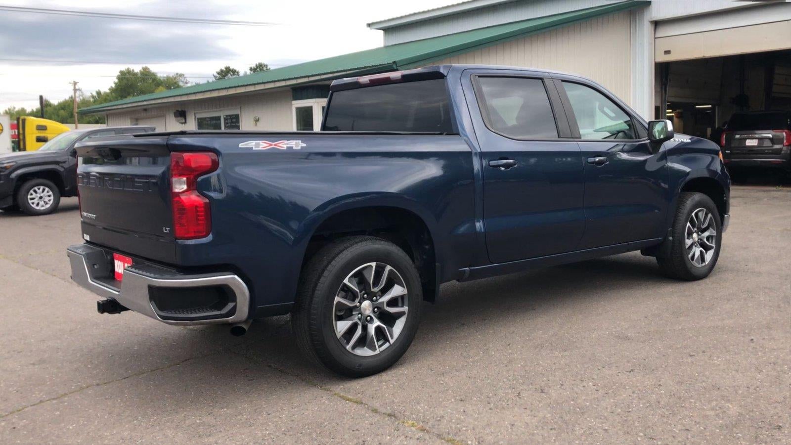 2023 Chevrolet Silverado 1500 LT (2FL)