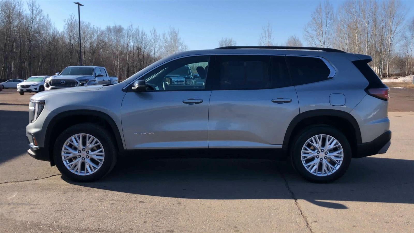 2024 GMC Acadia Elevation