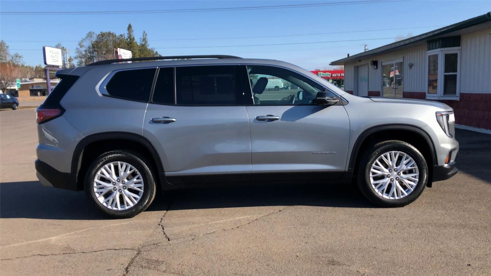 2024 GMC Acadia Elevation