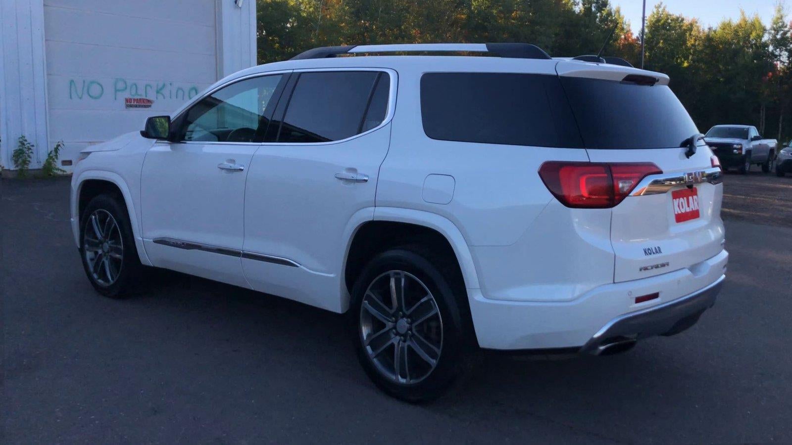 2017 GMC Acadia Denali