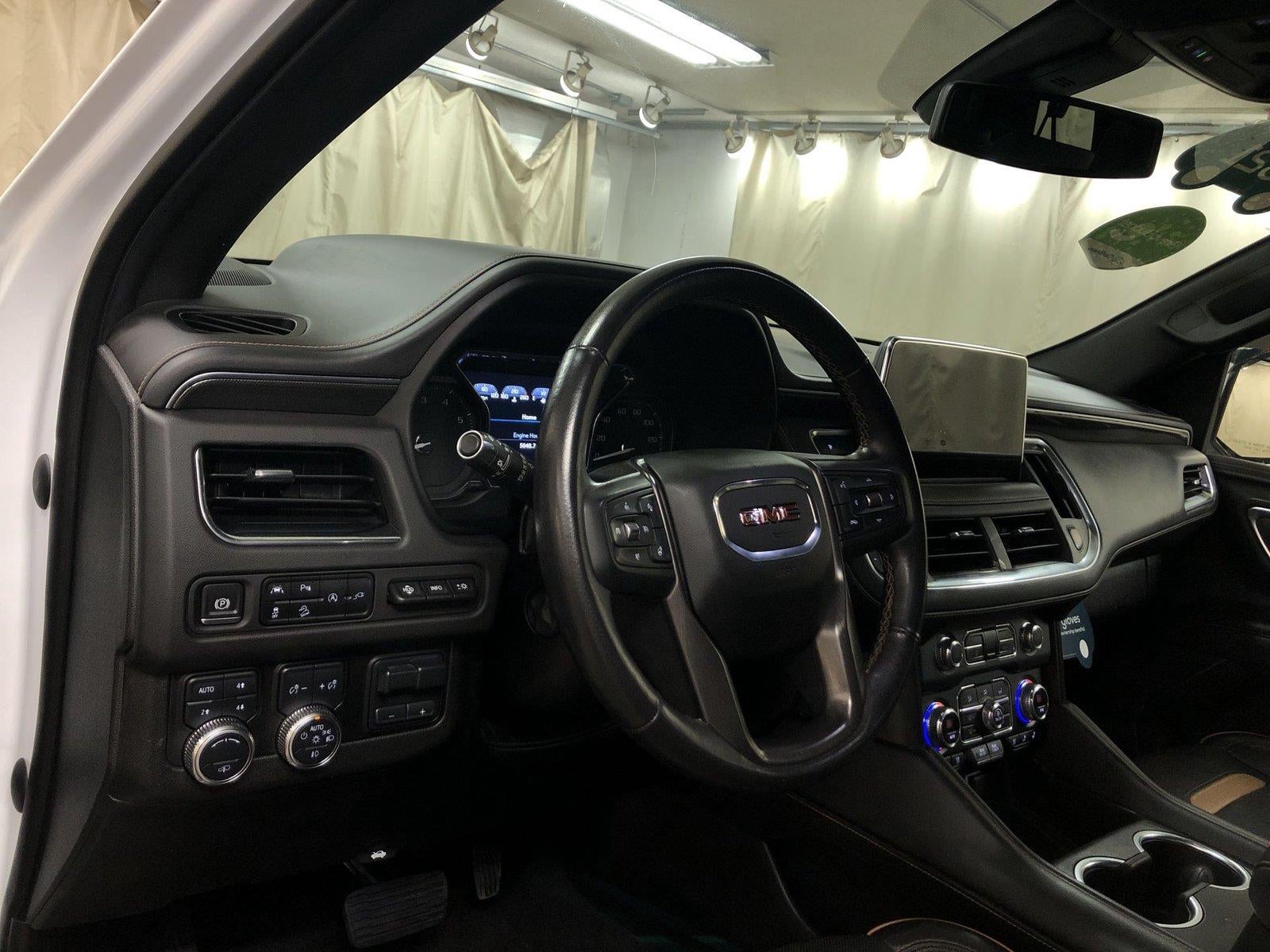 2021 GMC Yukon XL AT4