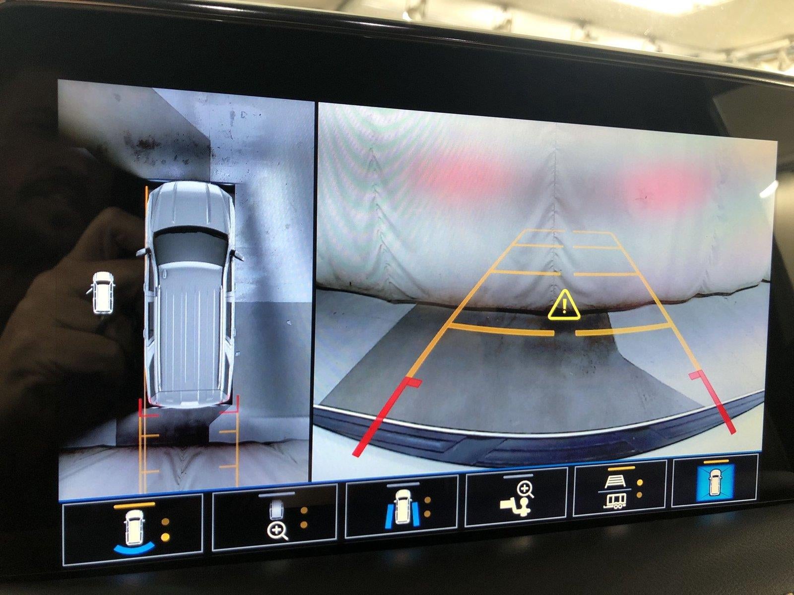 2021 GMC Yukon XL AT4