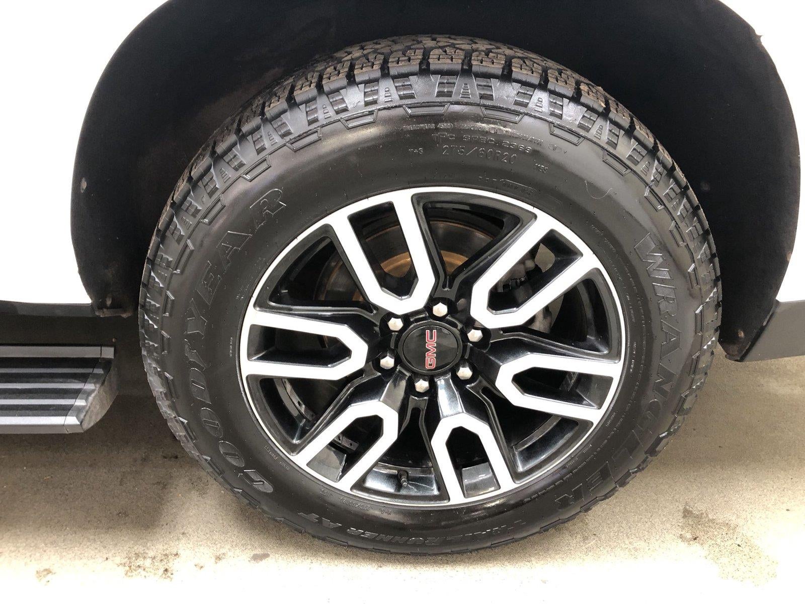 2021 GMC Yukon XL AT4