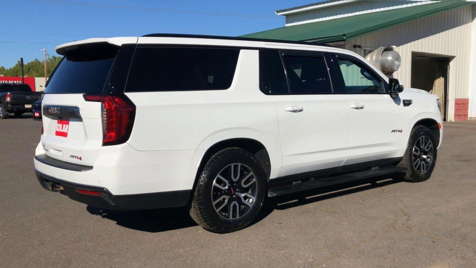2021 GMC Yukon XL AT4