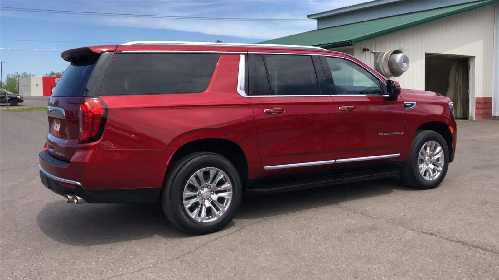 2023 GMC Yukon XL Denali