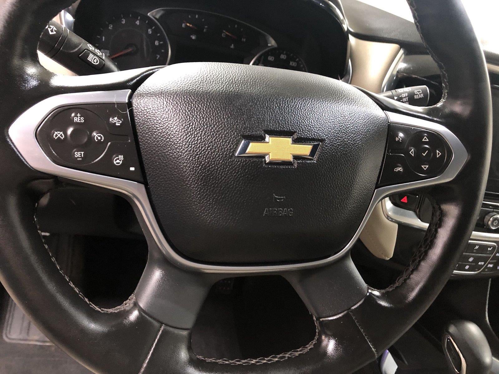 2023 Chevrolet Traverse LT Leather