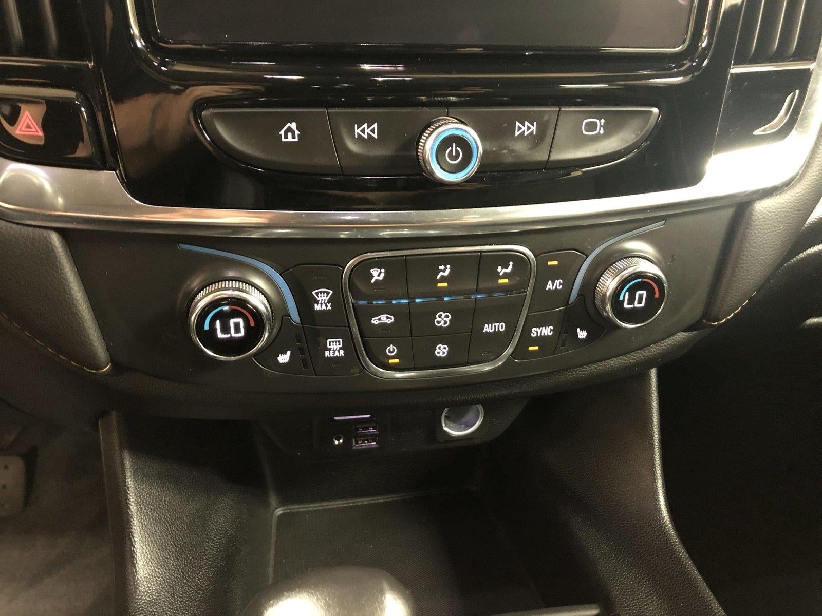 2021 Chevrolet Traverse RS