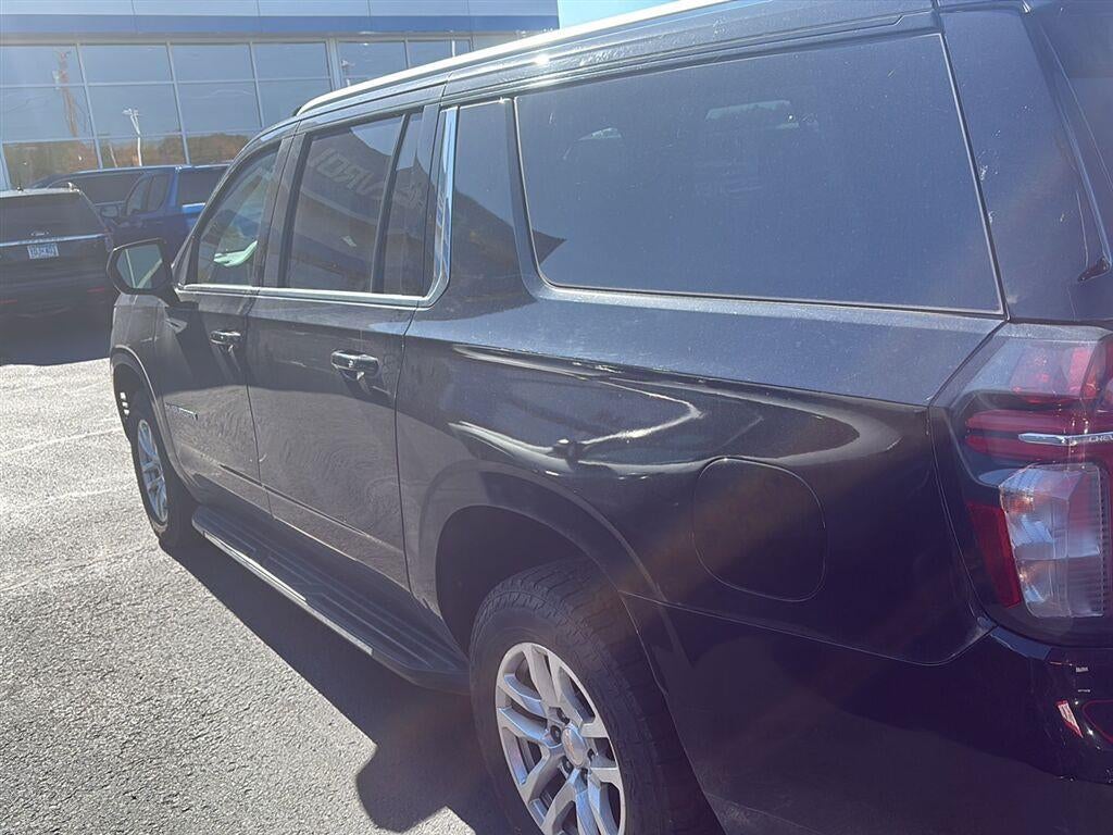 2022 Chevrolet Suburban LS