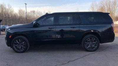 2023 Chevrolet Suburban RST