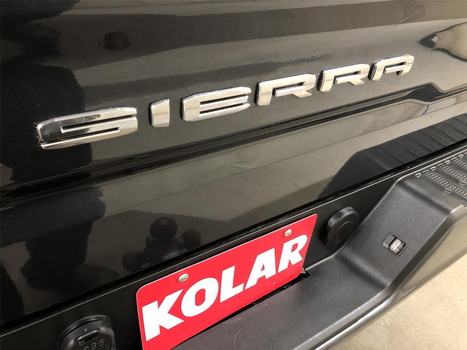 2022 GMC Sierra 1500 Limited AT4