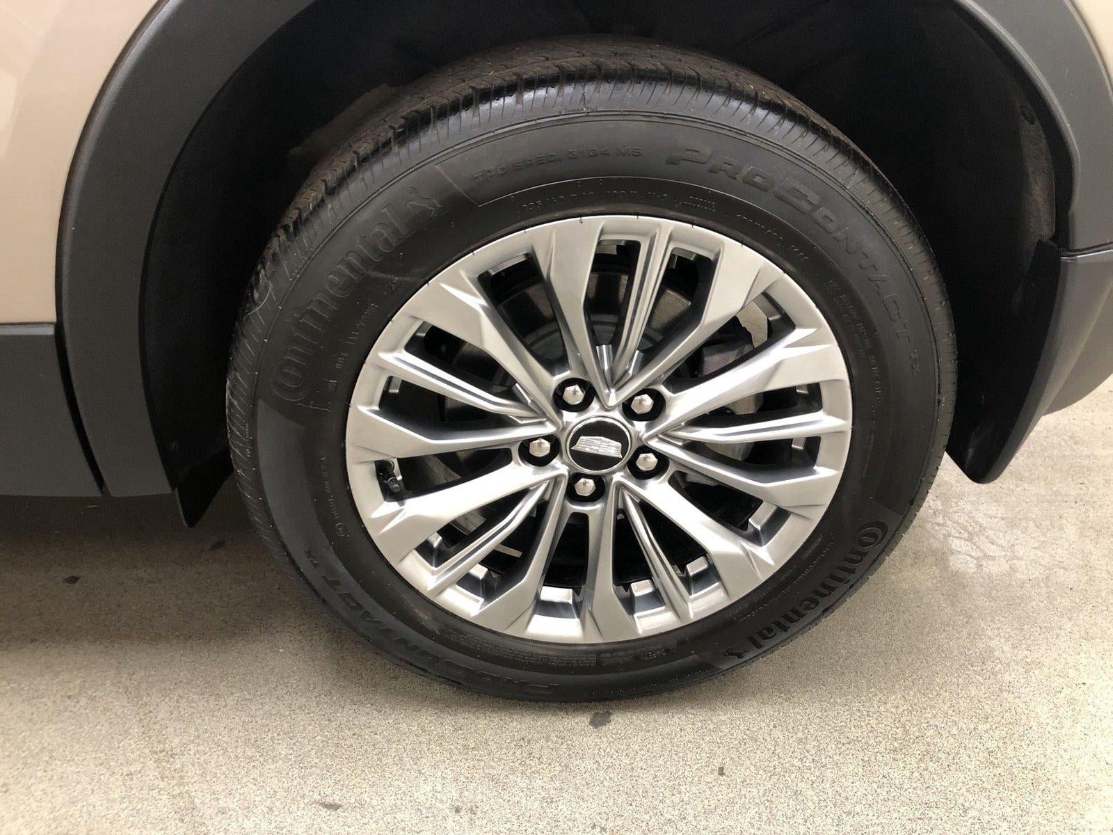 2024 Cadillac XT4 Premium Luxury