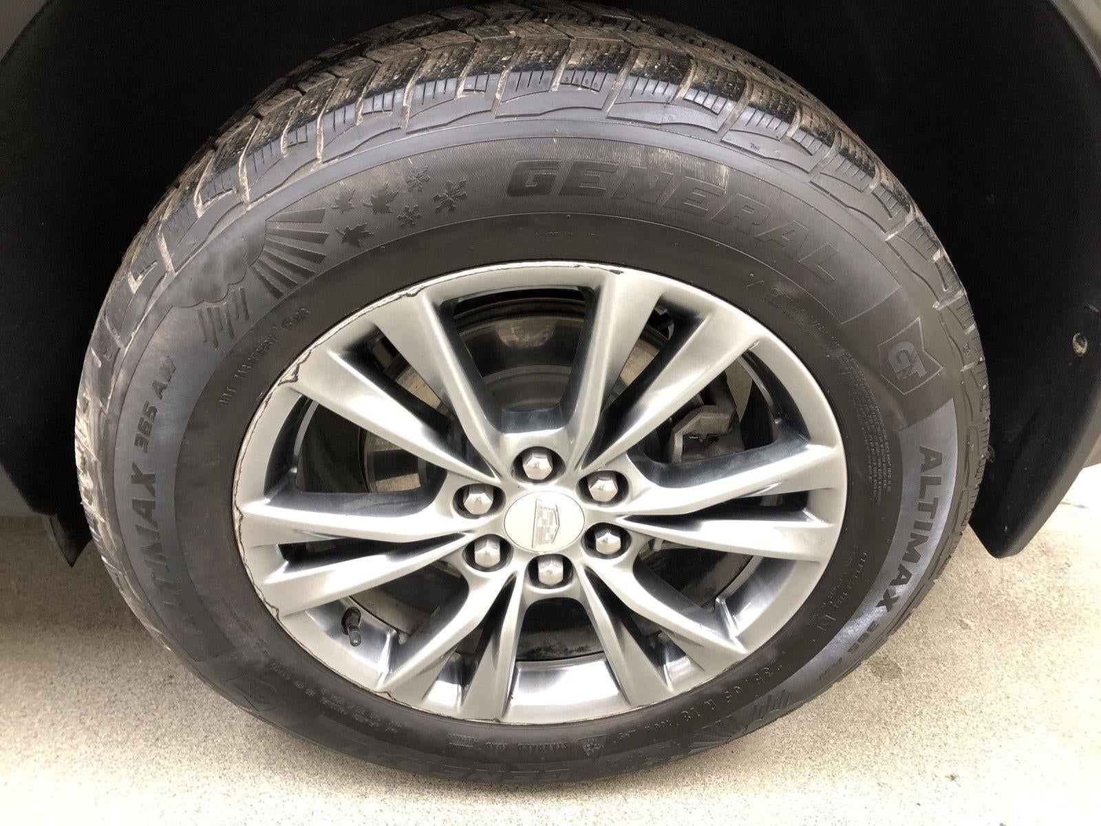 2022 Cadillac XT5 Premium Luxury