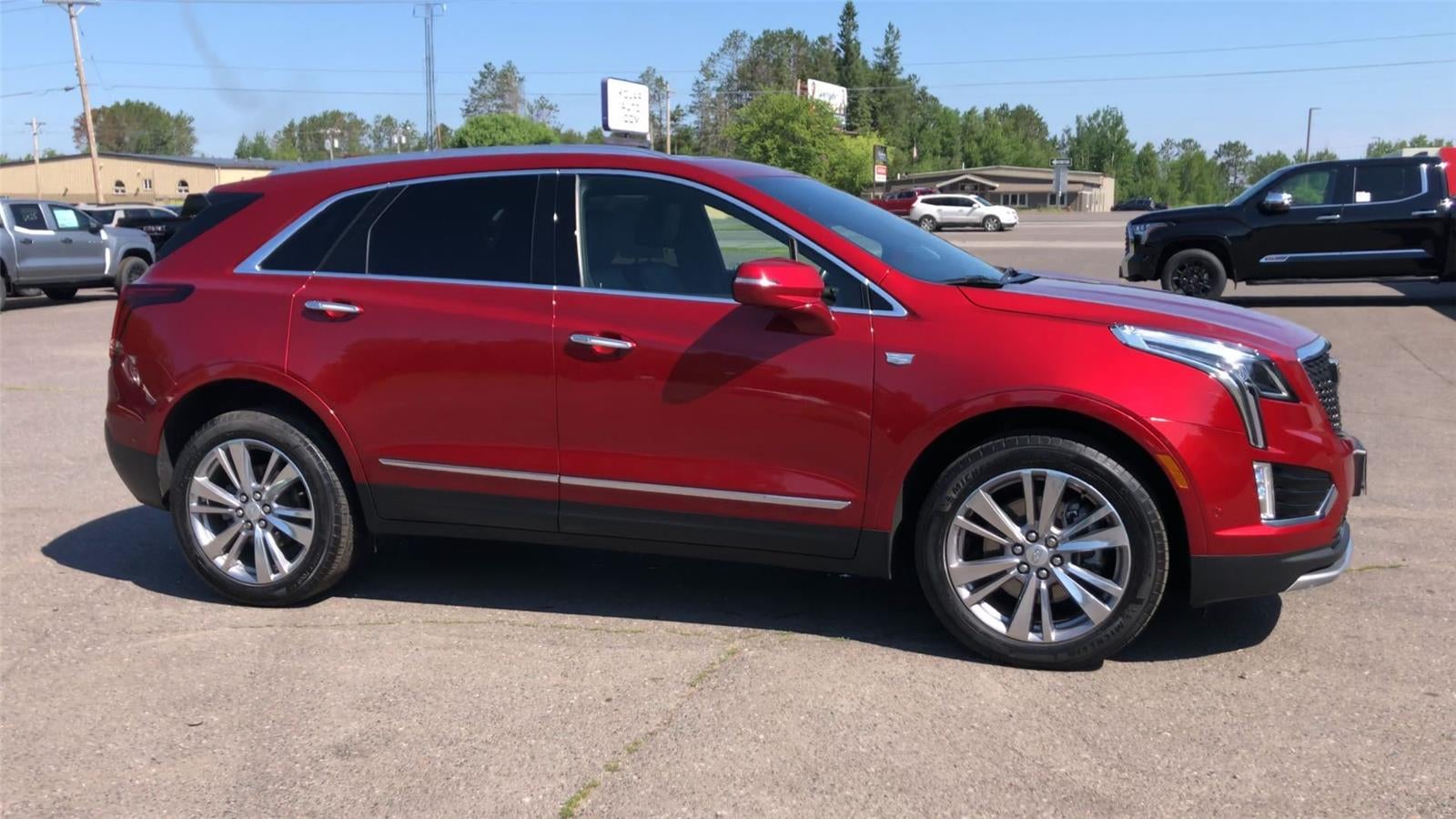 2023 Cadillac XT5 Premium Luxury
