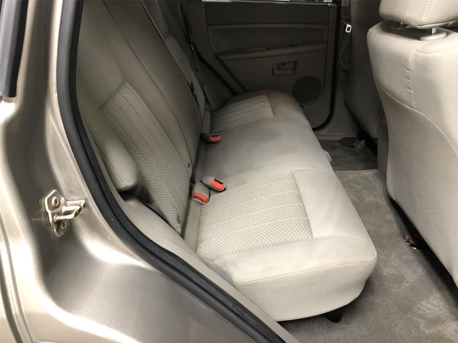 2005 Jeep Grand Cherokee Laredo