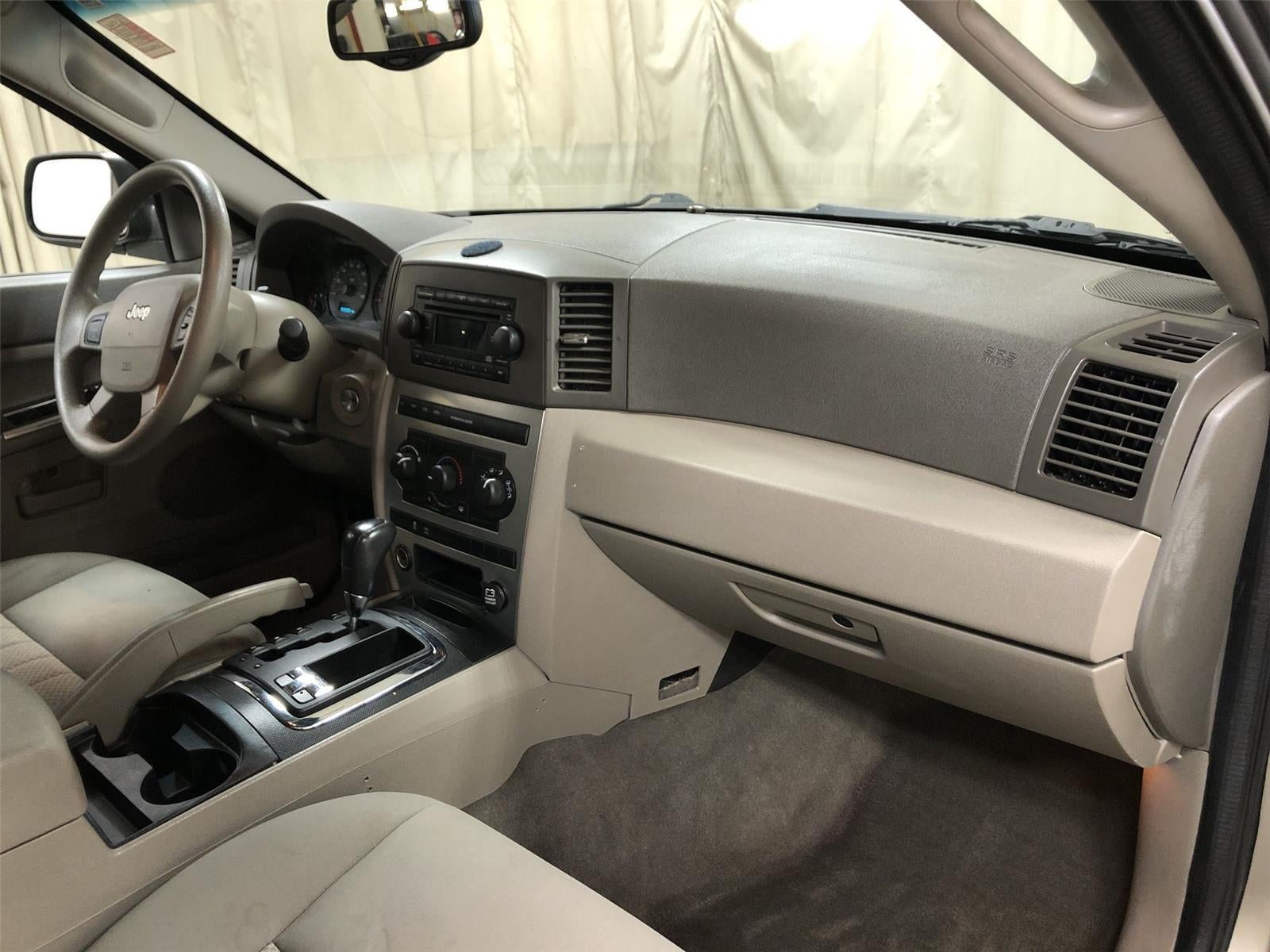 2005 Jeep Grand Cherokee Laredo