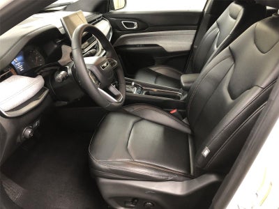 2024 Jeep Compass Latitude Lux FWD