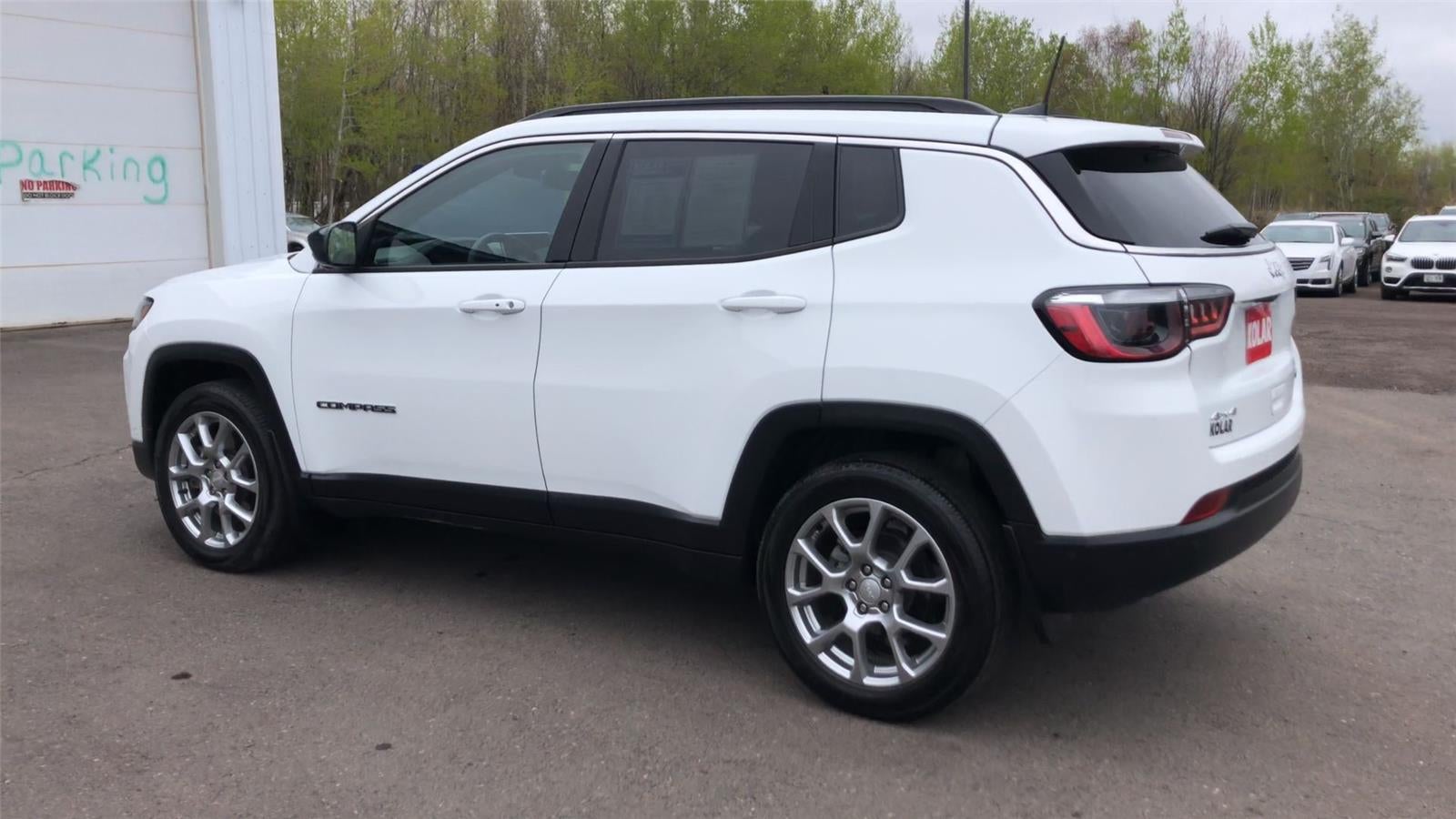 2024 Jeep Compass Latitude Lux FWD