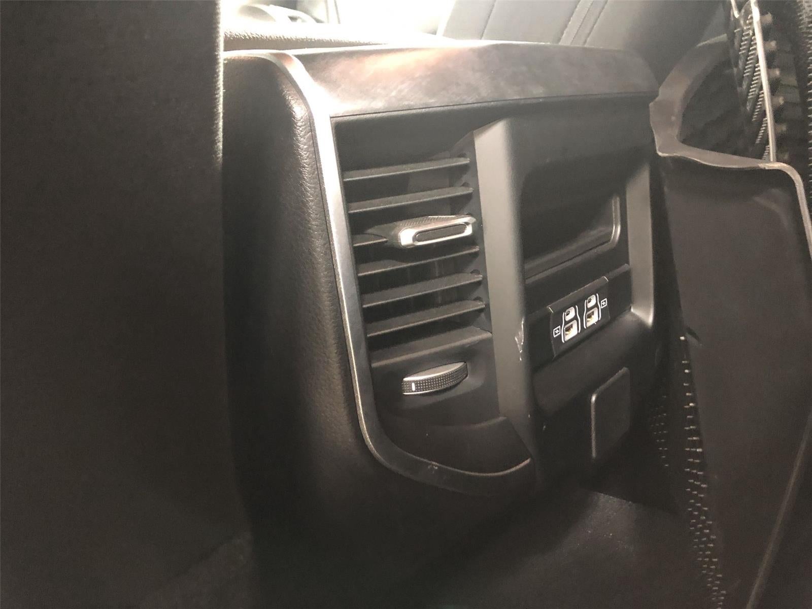 2024 RAM 3500 Big Horn Crew Cab 4x4 8' Box