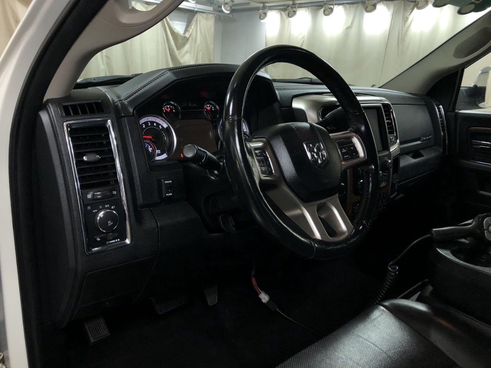 2018 RAM 2500 Laramie Crew Cab 4x4 6'4" Box