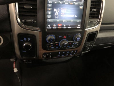 2018 RAM 2500 Laramie Crew Cab 4x4 6'4" Box