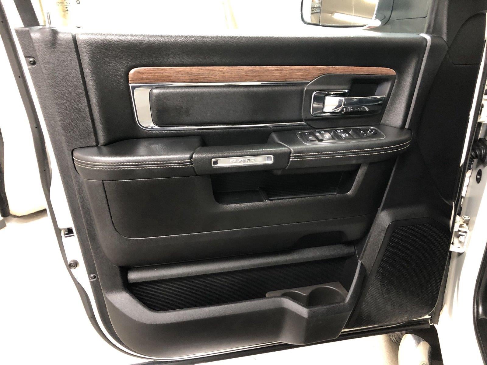 2018 RAM 2500 Laramie Crew Cab 4x4 6'4" Box