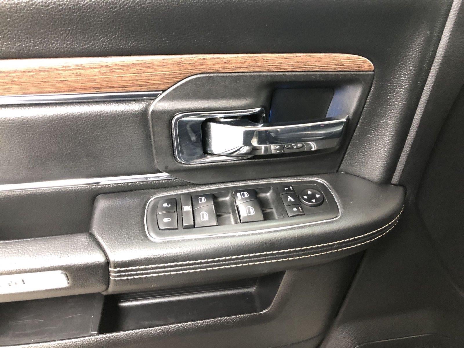 2018 RAM 2500 Laramie Crew Cab 4x4 6'4" Box