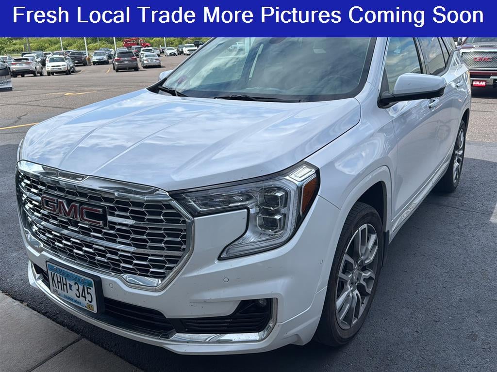 2023 GMC Terrain Denali AWD's photo