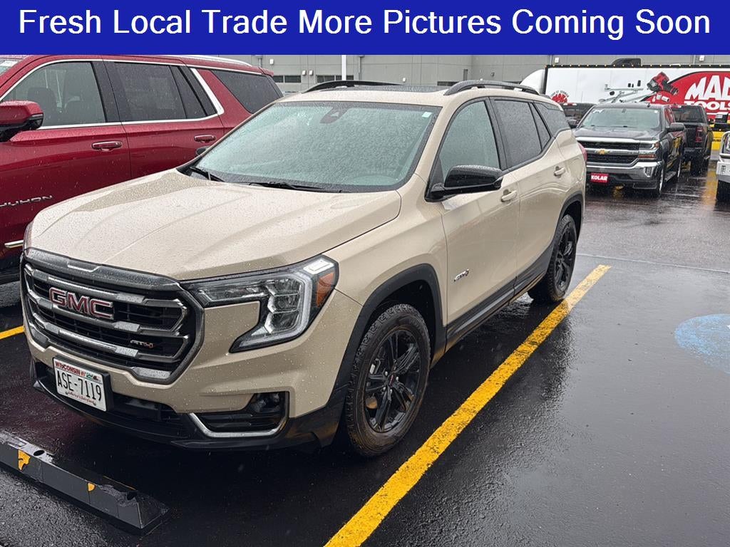 2023 GMC Terrain AT4 AWD's photo