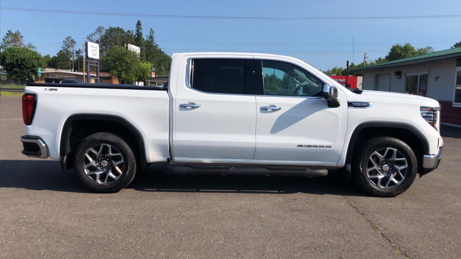 2023 GMC Sierra 1500 SLT