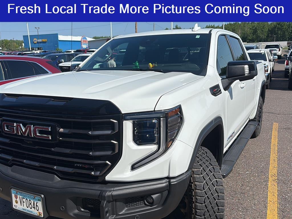 2023 GMC Sierra 4WD Crew Cab Short Box AT4X's photo