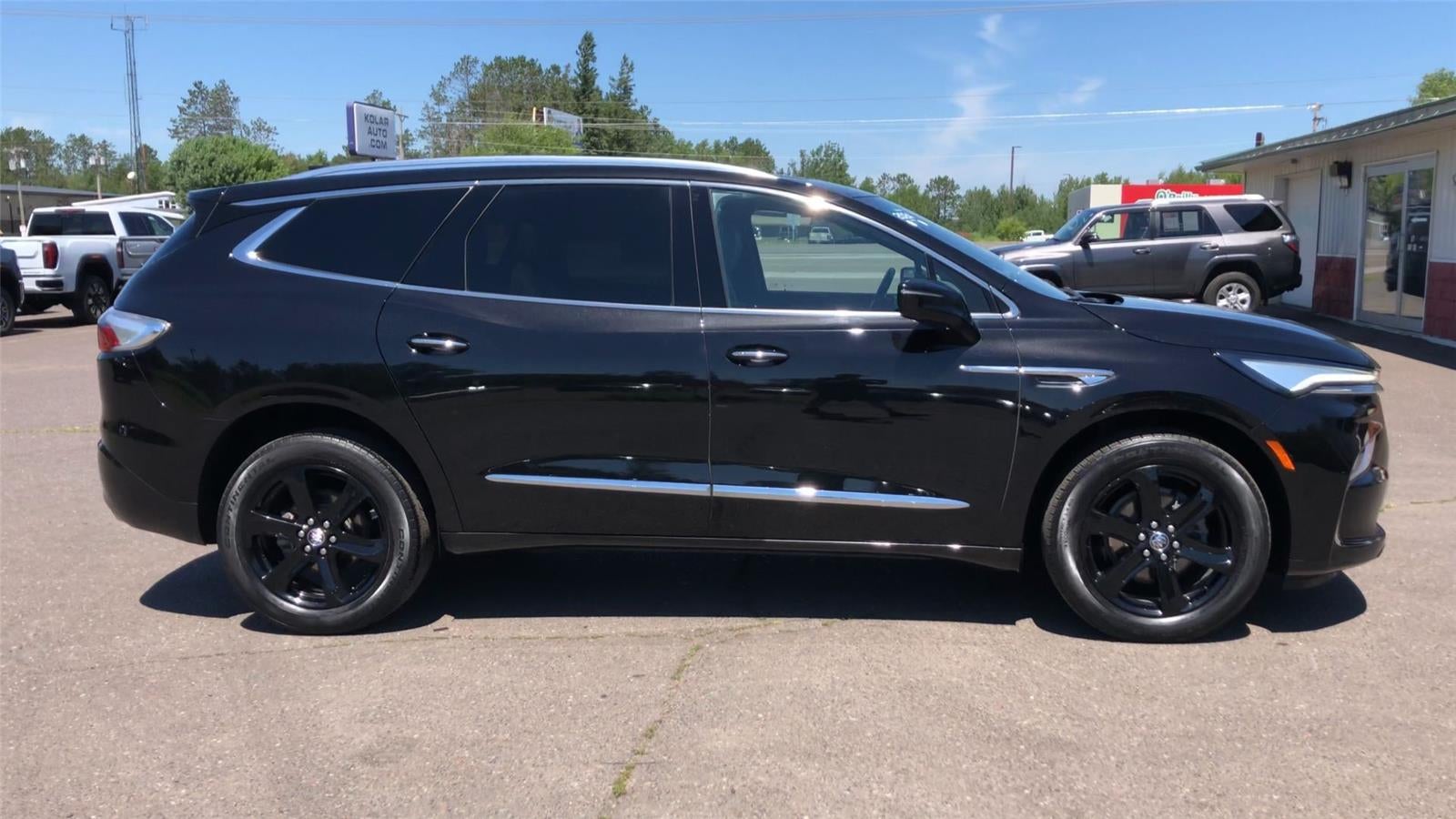 2024 Buick Enclave Essence