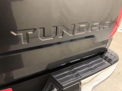 2016 Toyota Tundra SR5 5.7L V8