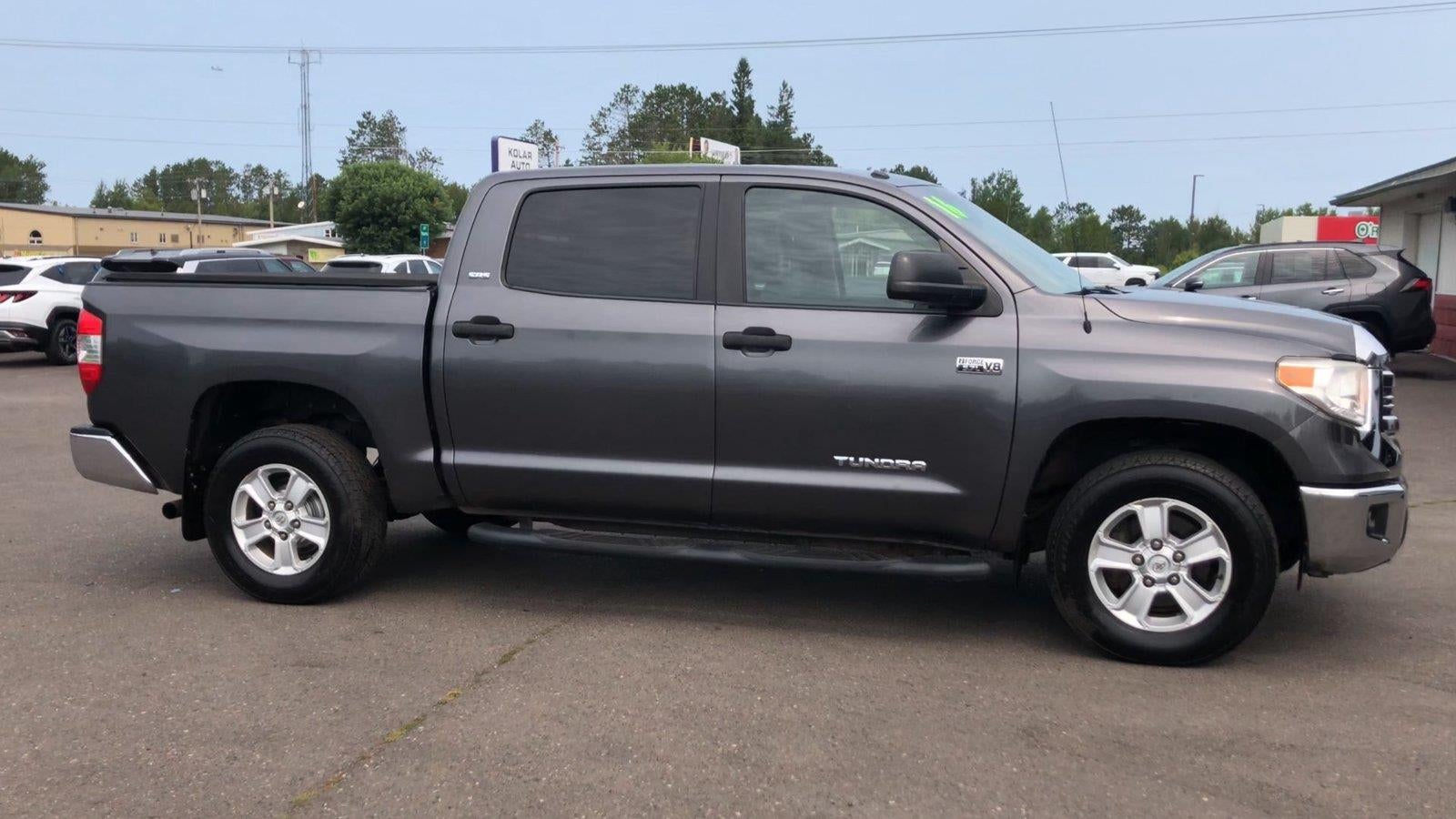 2016 Toyota Tundra SR5 5.7L V8