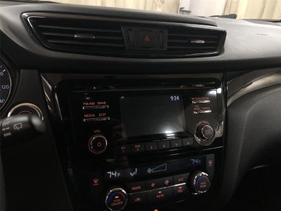 2017 Nissan Rogue Sport SV